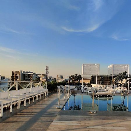 Hotel Centre Point Nagpur Dış mekan fotoğraf