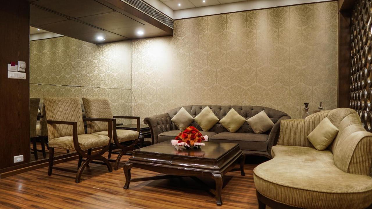 Hotel Centre Point Nagpur Dış mekan fotoğraf