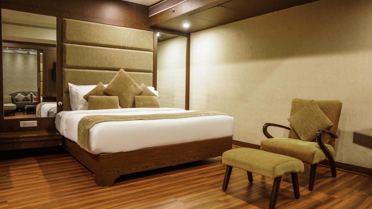 Hotel Centre Point Nagpur Dış mekan fotoğraf
