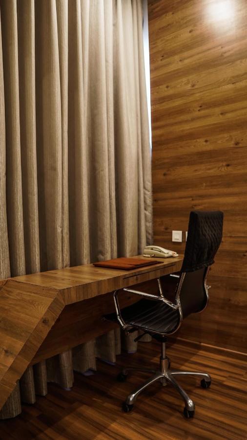 Hotel Centre Point Nagpur Dış mekan fotoğraf
