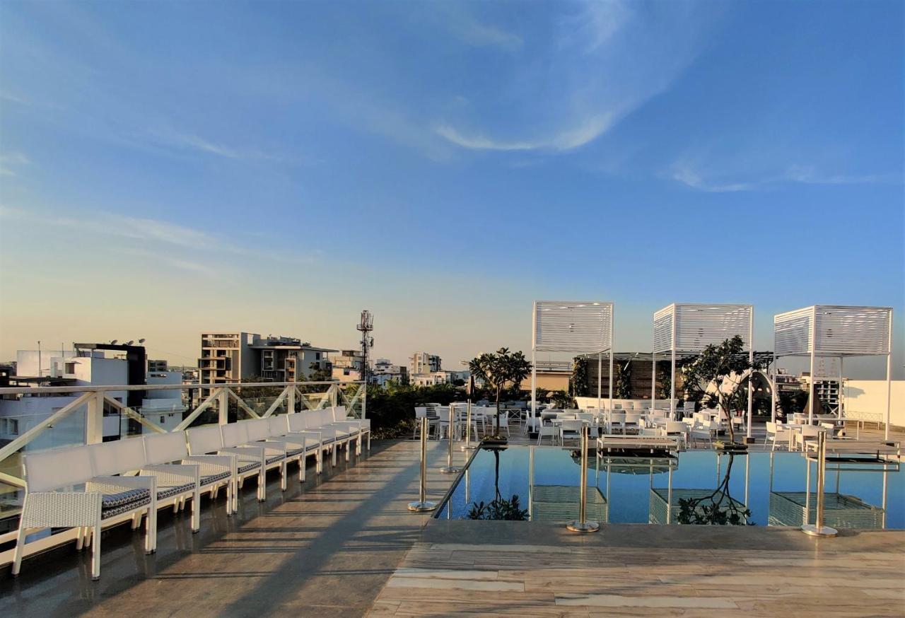 Hotel Centre Point Nagpur Dış mekan fotoğraf