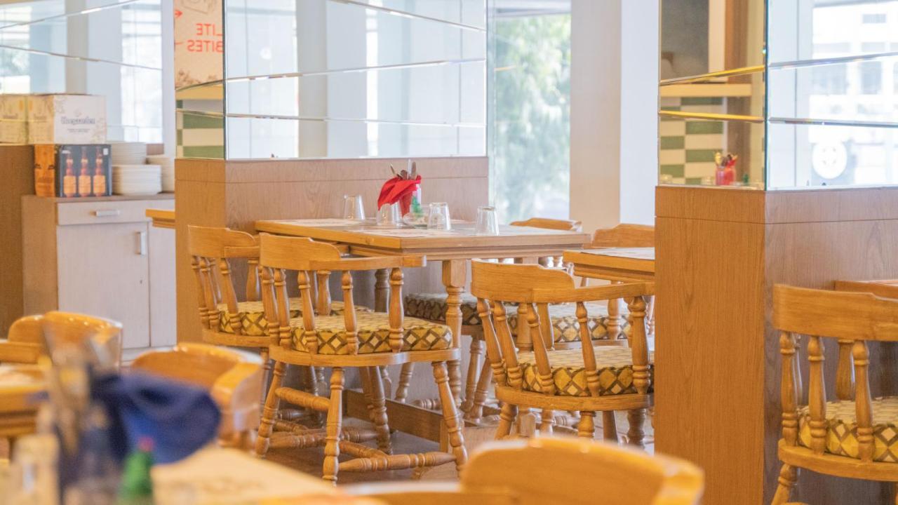 Hotel Centre Point Nagpur Dış mekan fotoğraf