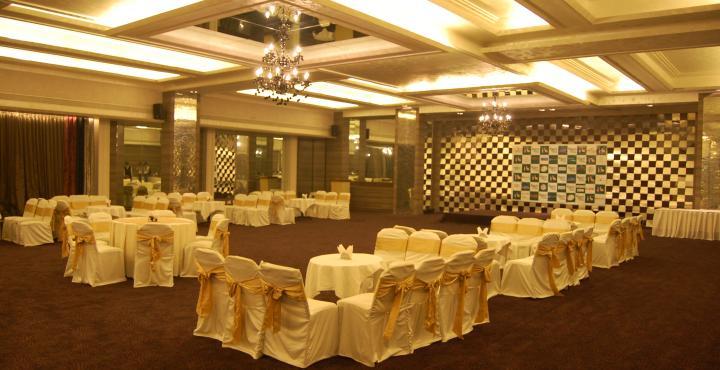 Hotel Centre Point Nagpur Dış mekan fotoğraf