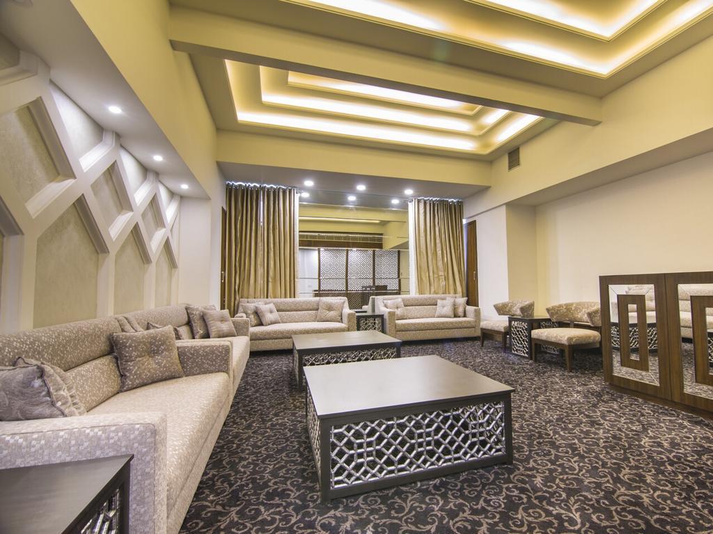 Hotel Centre Point Nagpur Dış mekan fotoğraf